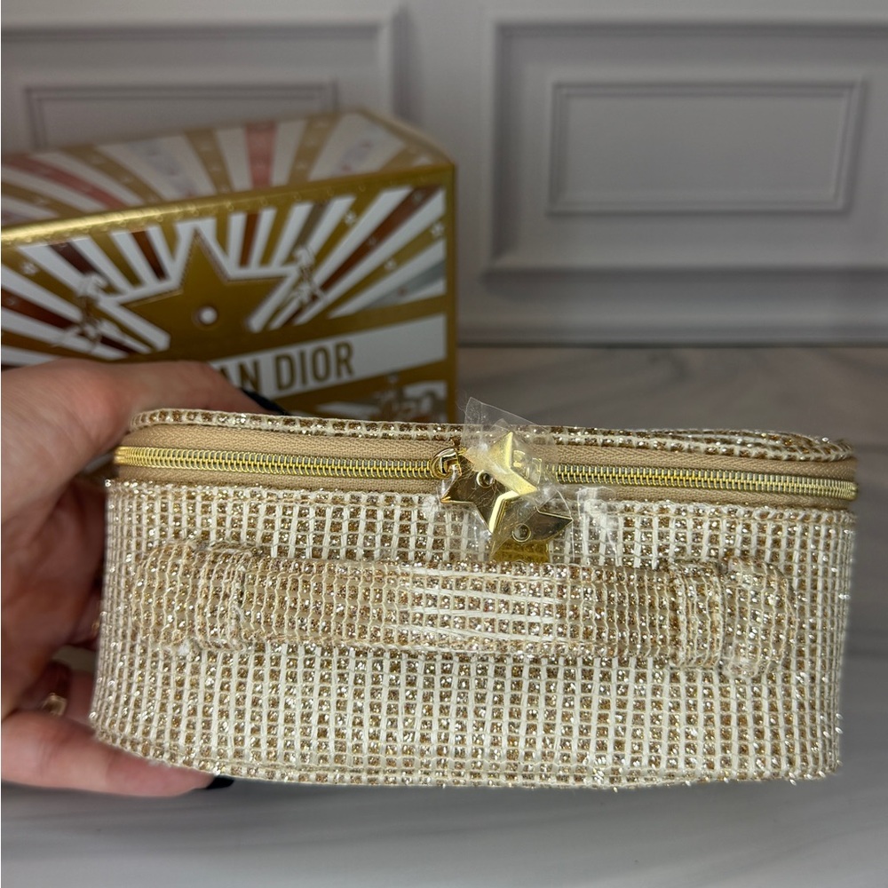 Dior Gold Woven Cosmetic Travel Bag with Star Detailing | Brand New in Box - Picture 6 of 8